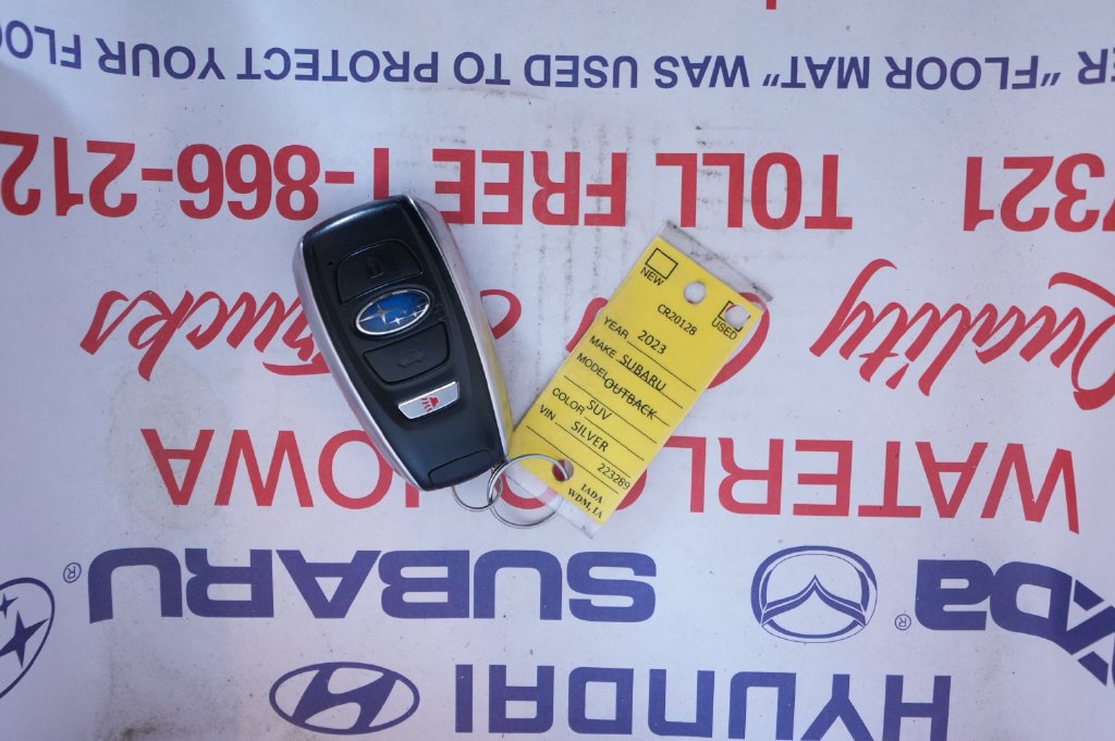 Used 2023 Subaru Outback Premium AWD/4WD image 38