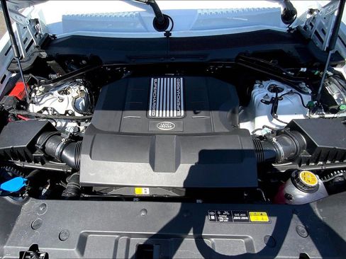 New 2025 Land Rover Defender 110 V8 image 12