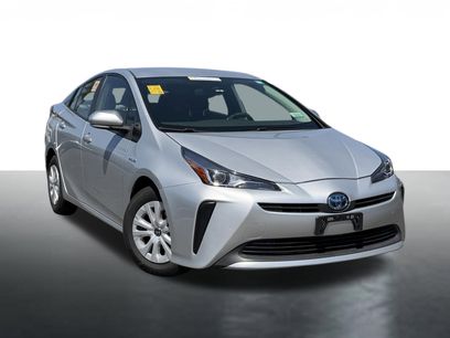 Used 2022 Toyota Prius L Eco