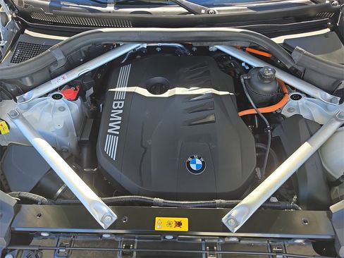 Used 2024 BMW X5 xDrive50e w/ Parking Assistance Package image 35