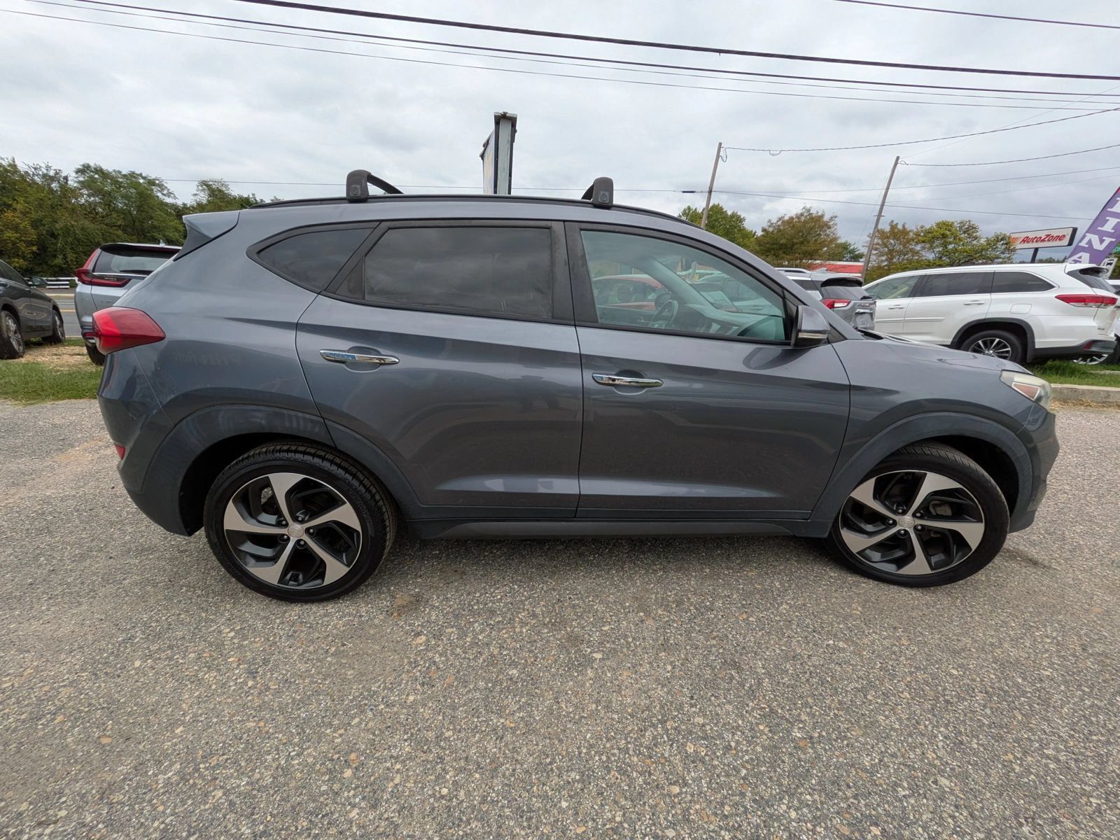 Used 2016 Hyundai Tucson Limited w/ Option Group 03 FWD image 7