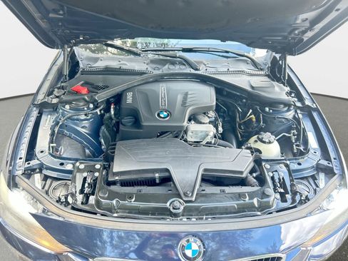 Used 2013 BMW 320i Sedan RWD image 3