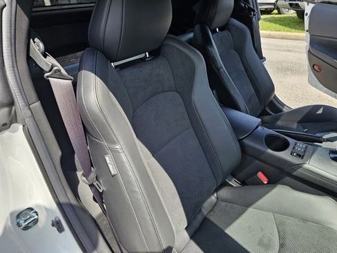 Used 2024 Nissan Z Performance w/ Floor Mat Package image 21