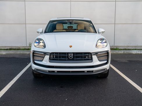 New 2026 Porsche Macan S AWD/4WD image 6