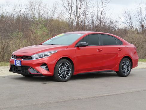 Certified 2024 Kia Forte GT-Line FWD image 17