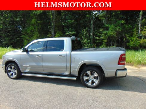 Used 2021 RAM 1500 Laramie AWD/4WD image 6