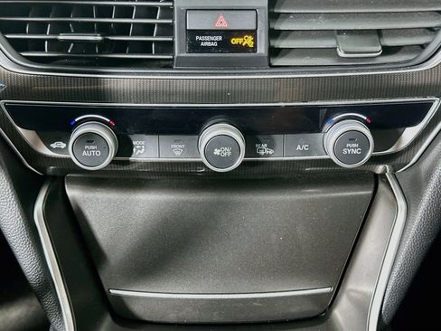 Used 2022 Honda Accord Sport image 22