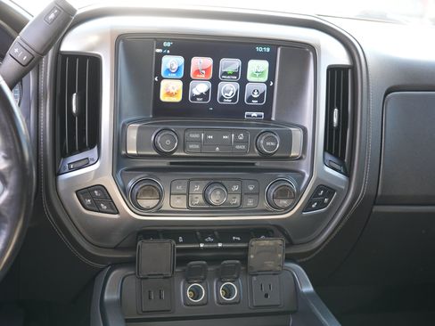 Used 2017 Chevrolet Silverado 1500 LTZ Z71 w/ LTZ Plus Package AWD/4WD image 22