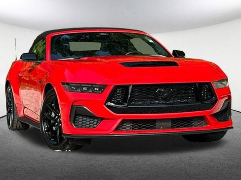 Certified 2025 Ford Mustang GT Premium RWD image 2
