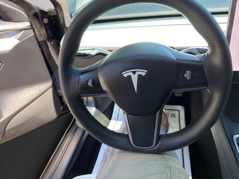 Used 2022 Tesla Model 3 Long Range AWD/4WD image 14