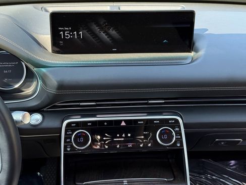 Used 2024 Genesis GV80 3.5T image 13