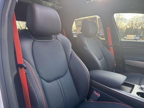 New 2026 Genesis GV70 2.5T Sport Prestige AWD/4WD image 36