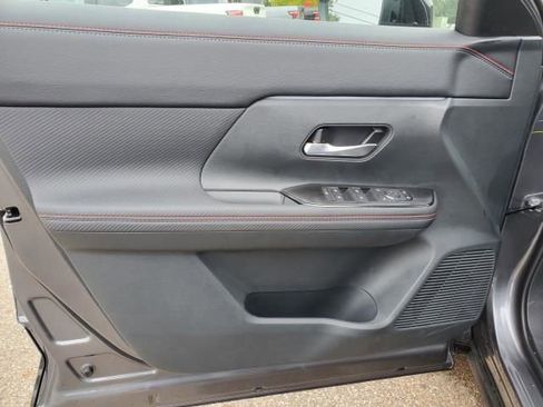 New 2026 Nissan Kicks SR w/ Cold Weather Package image 16