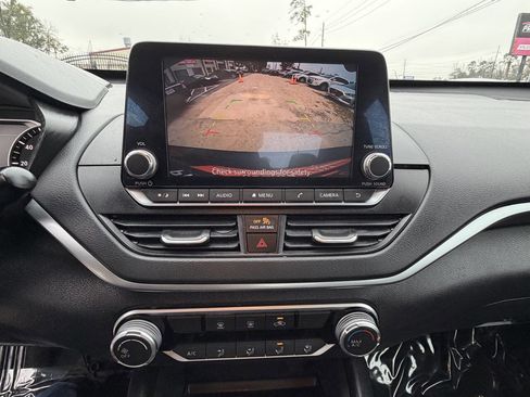 Used 2020 Nissan Altima 2.5 S image 9