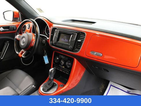 Used 2019 Volkswagen Beetle 2.0T S image 20