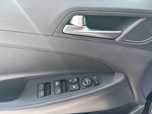 Used 2017 Hyundai Tucson SE image 13