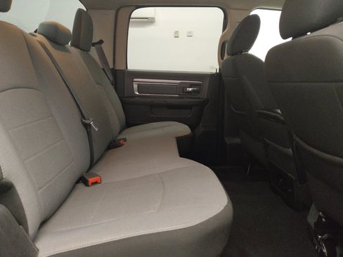 Used 2021 RAM 1500 Classic SLT AWD/4WD image 19