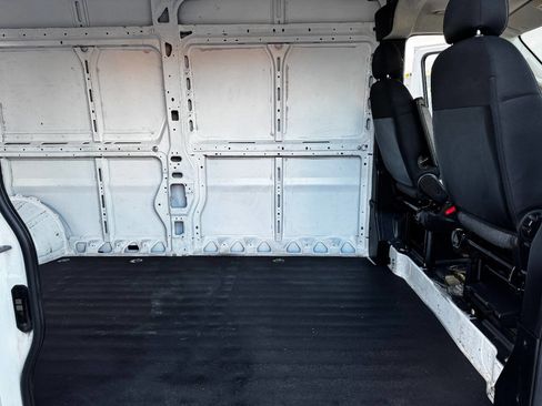 Used 2023 RAM ProMaster 2500 image 35