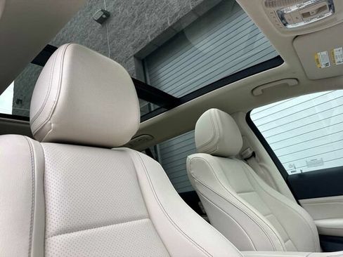 Used 2025 Mercedes-Benz GLS 450 4MATIC image 21
