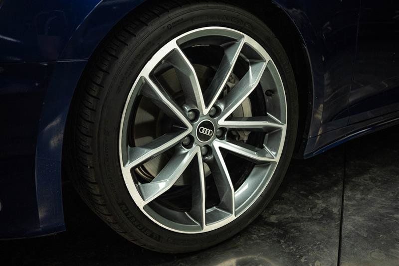 Used 2021 Audi A5 2.0T Premium Plus w/ Premium Plus AWD/4WD image 3