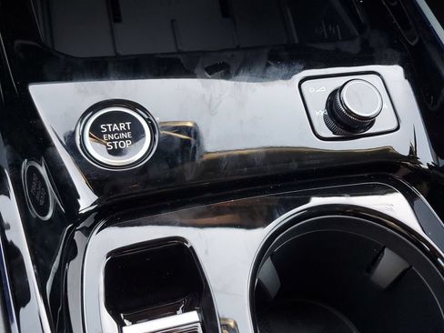 New 2026 Audi Q3 quattro 2.0T AWD/4WD image 28