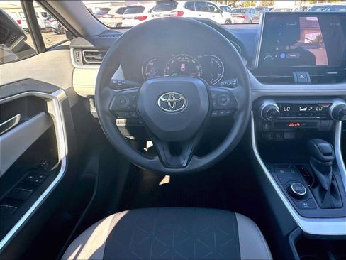 Used 2024 Toyota RAV4 XLE w/ Convenience Package AWD/4WD image 8