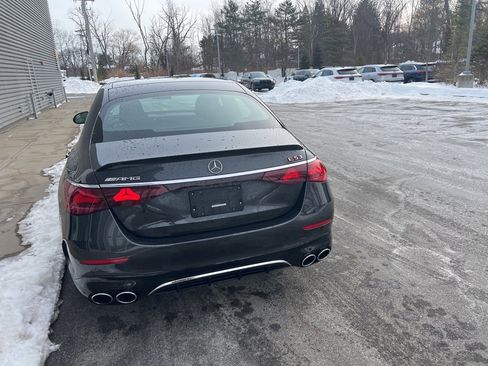 Used 2025 Mercedes-Benz E 53 AMG e 4MATIC Sedan image 37