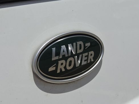 Used 2017 Land Rover Range Rover Sport Autobiography AWD/4WD image 17