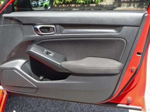 Used 2023 Honda Civic Sport image 37