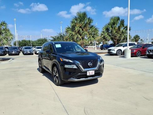 Used 2023 Nissan Rogue SL w/ SL Premium Package FWD image 7
