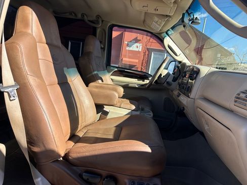 Used 2006 Ford F250 Lariat image 15