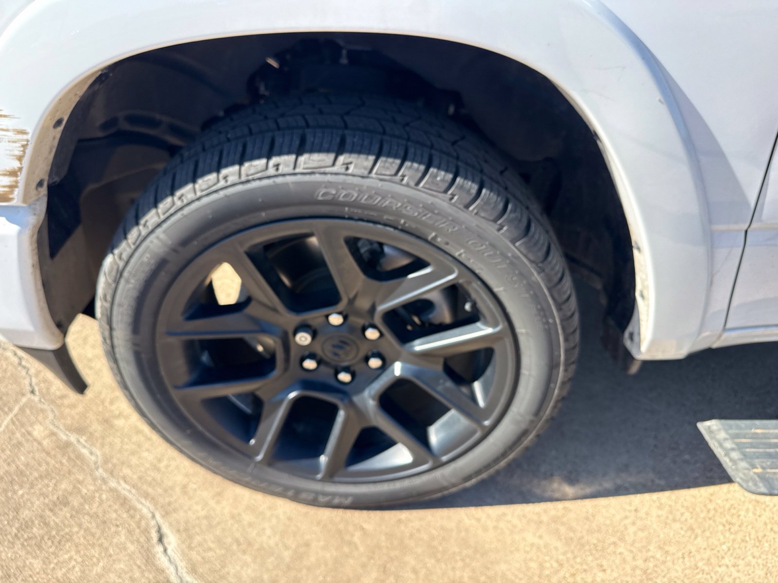 Used 2022 RAM 1500 Laramie AWD/4WD image 13