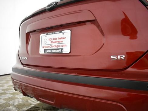 Used 2024 Nissan Kicks SR w/ SR Premium Package FWD image 39