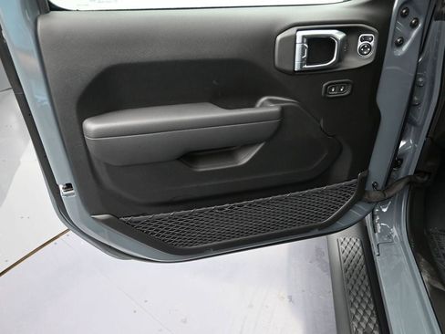 New 2026 Jeep Gladiator Sport image 10