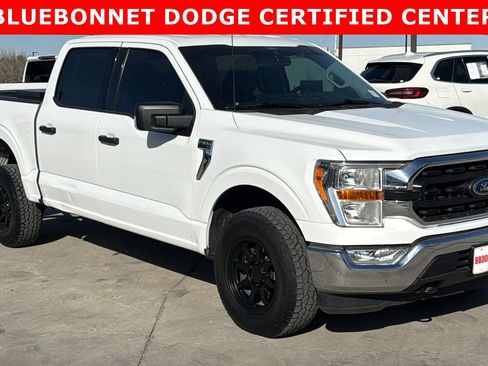 Used 2021 Ford F150 XLT w/ Equipment Group 301A Mid image 3