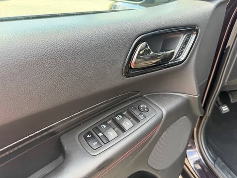 Used 2024 Dodge Durango GT AWD/4WD image 14
