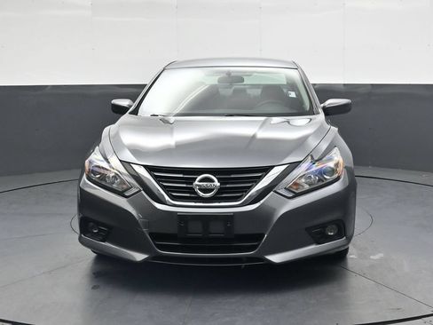 Used 2018 Nissan Altima 2.5 SR w/ SR Special Edition FWD image 14
