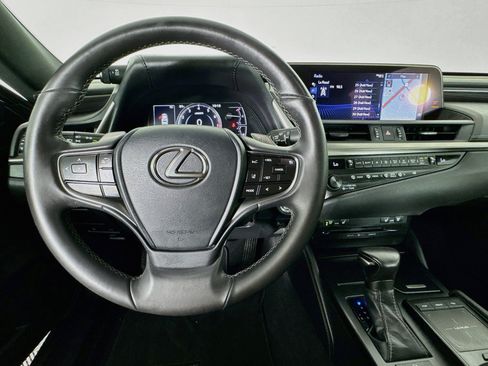 Used 2019 Lexus ES 350 w/ Premium Package FWD image 10