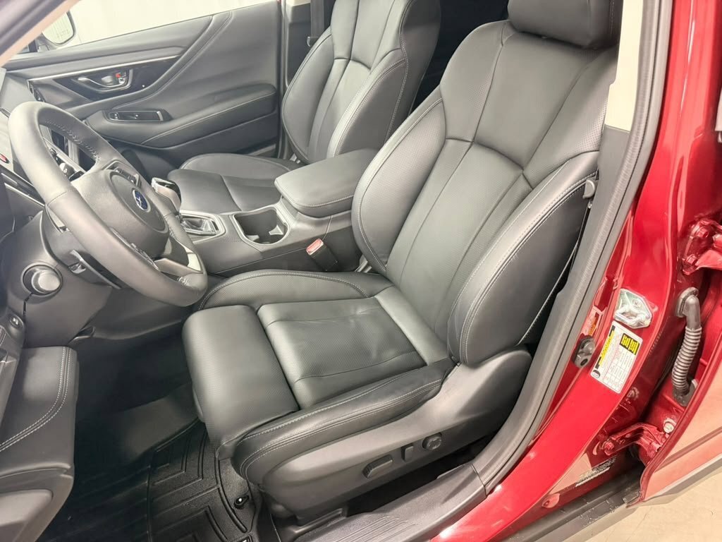 Used 2024 Subaru Outback Touring XT AWD/4WD image 33