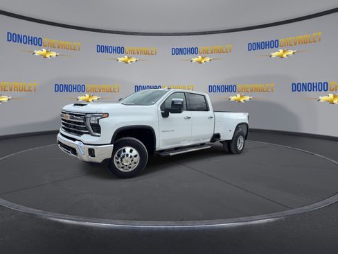 New 2026 Chevrolet Silverado 3500 LTZ w/ LTZ Plus Package AWD/4WD image 7