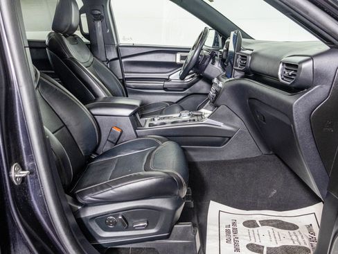 Used 2020 Ford Explorer ST w/ ST Street Pack image 55