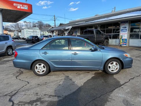 Used 2003 Toyota Camry LE image 4