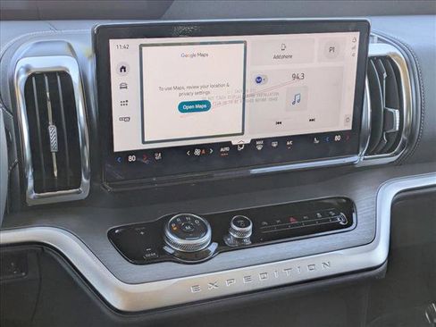 New 2025 Ford Expedition Platinum w/ Driver's Package image 12