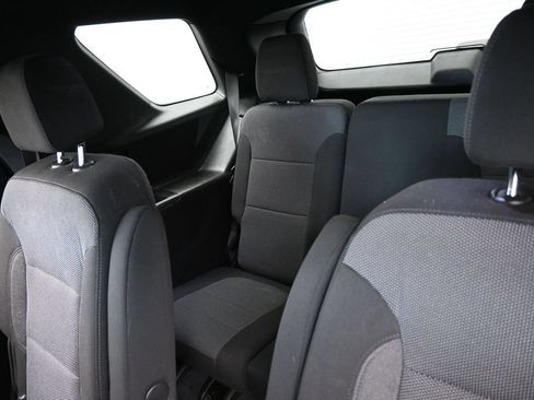 Used 2023 Chevrolet Traverse LT FWD image 37