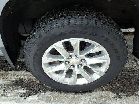 Used 2022 Chevrolet Silverado 1500 LTZ w/ LTZ Premium Package image 31