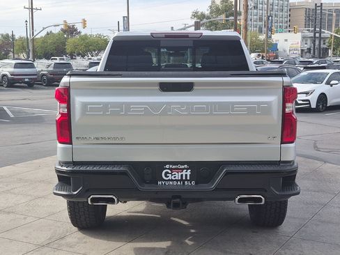 Used 2021 Chevrolet Silverado 1500 LT Trail Boss w/ Convenience Package II AWD/4WD image 5