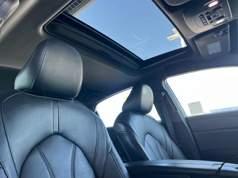 Used 2019 Toyota Avalon XLE w/ Moonroof Package FWD image 15