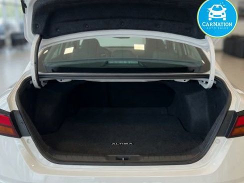 Used 2017 Nissan Altima 2.5 SV FWD image 7