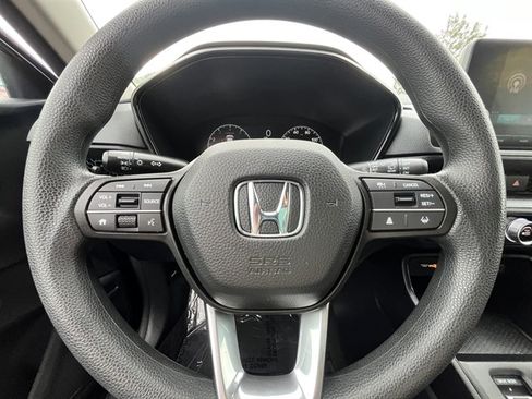 Used 2025 Honda CR-V LX image 20