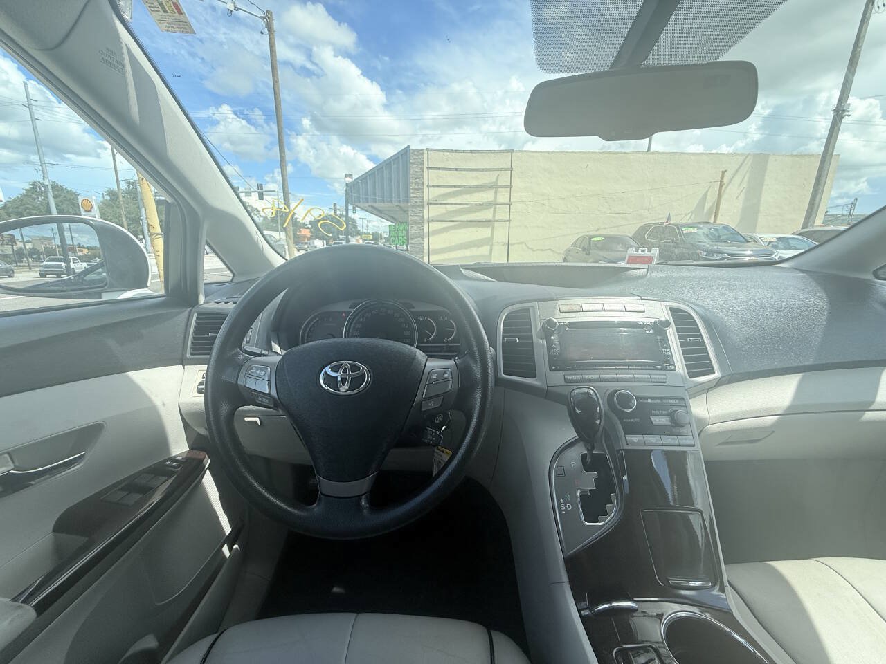 Used 2010 Toyota Venza FWD image 20